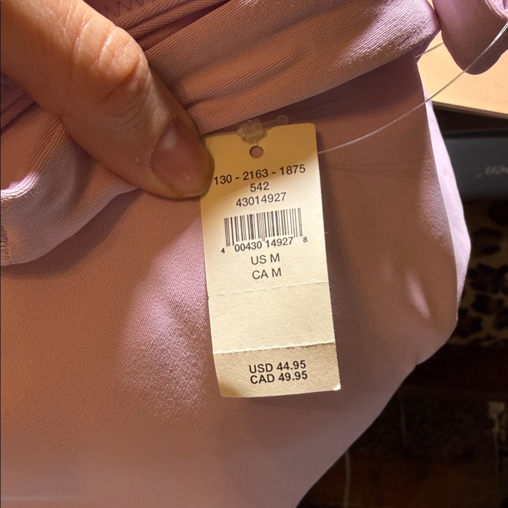 Elegant Light Lavender Women's Top - Picture 3 of 9